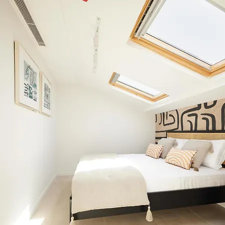 Privatunterkunft With Pool, 300 M To The In The Center Of Ilica